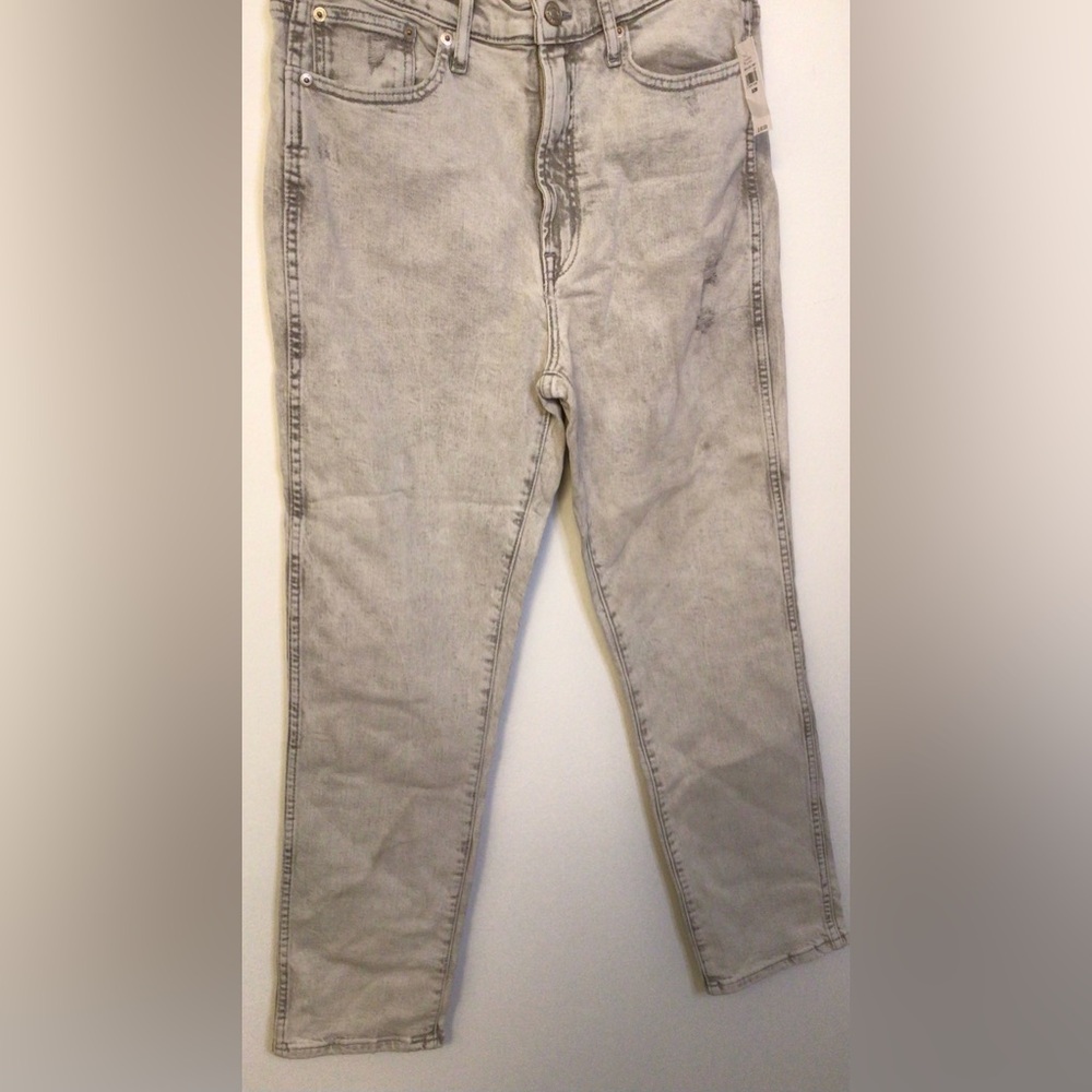 NWT Gap Gray wash high rise vintage denim Jeans size 8/29 - Picture 2 of 6